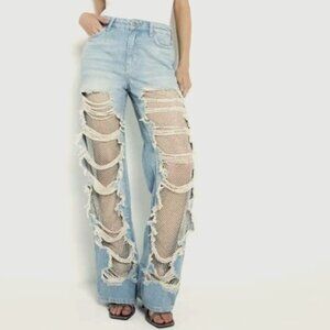 American Eagle Light Wash Super Distressed '90s Jeans – Size 0 Short